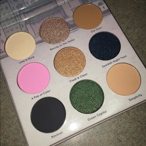 Take Me to Stockholm eyeshadow palette